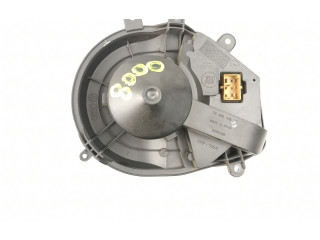 Вентилятор печки    8D1820021, 740221233F   Volkswagen Passat Alltrack