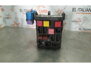 Pojistková skříňka 8200004201E Renault Espace IV