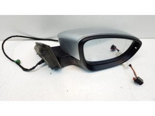 Зеркало электрическое Volkswagen Jetta VI 2011-2018 года