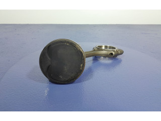 Pojistková skříňka Поршень (поршни) Mitsubishi Outlander 2015