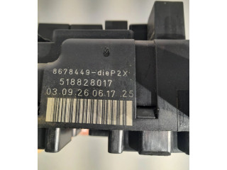 Блок предохранителей 8678449, 009260617   Volvo V70    