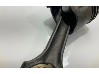 Píst Mercedes-Benz E W211 648.961