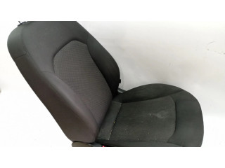 Переднее сиденье водителя