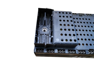 Блок предохранителей 08696098, 03W453   Volvo XC90    