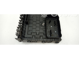 Блок предохранителей 1K0937125A   Audi A3 S3 8P    