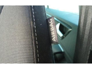 Подушка безопасности в сиденье Volkswagen Golf Sportsvan