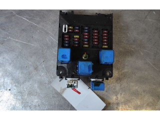 Pojistková skříňka Nissan Micra 2001