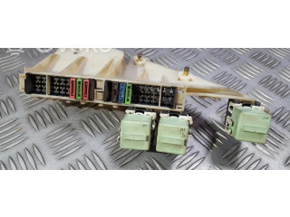 Pojistková skříňka 8371884 BMW 5 E39 1997