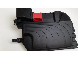 Pojistková skříňka Крышка ящика предохранителей A2465410905, A2465400182   Mercedes-Benz GLA W156 2015