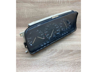 Přístrojová deska Volkswagen PASSAT B3 1988 357919033A, 6160462007