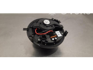 Вентилятор печки    5Q0907521E   Audi A3 S3 8V