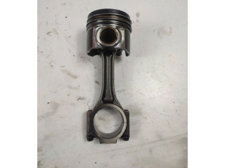  Поршень с шатуном  038J  Volkswagen PASSAT B6  