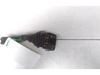 Ручка стеклоочистителей 9185417   Opel Combo C