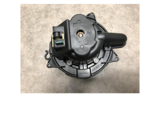 Вентилятор печки    272107379R, 272107379R   Dacia Sandero