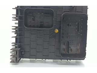 Блок предохранителей 1K0937124K   Audi A3 S3 8P    