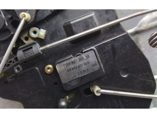 Замок багажника 7H0827201M, 7H0829309B    Volkswagen Transporter - Caravelle T5 2003 - 2015 года