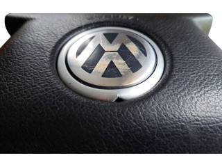 Подушка безопасности водителя 2K0880201B   Volkswagen Caddy