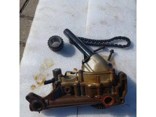 Масляный насос   A2701800701  Mercedes-Benz CLA C117 X117 W117 2.0