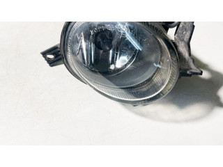 Передняя противотуманная фара