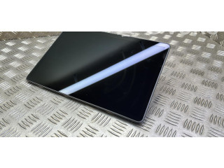 Дисплей    108954300G   Tesla Model 3