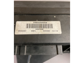 Блок предохранителей 04692085AB, 0000652557 Jeep Commander