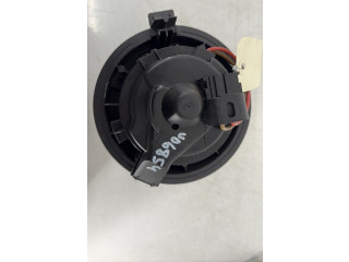 Вентилятор печки 272100975R Dacia Duster