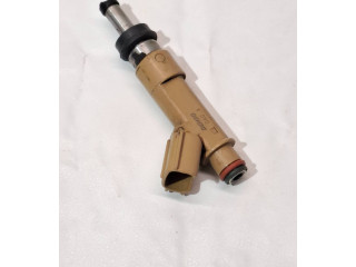 Vstřikovač 2325037010, 069032124 Toyota Prius (XW30)