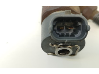 Vstřikovač 2367033040, 0445110227 Toyota Auris 150 pro naftový motor 1.4