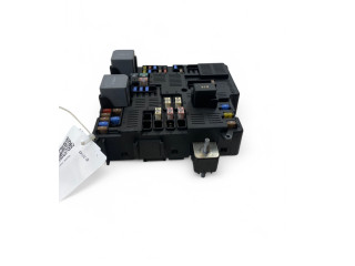 Блок предохранителей 32212298, 19274   Volvo XC90    