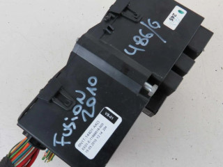 Блок предохранителей  6N1T-14401-AKG   Ford Fusion    