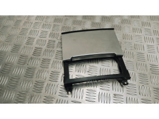 Отделка передней пепельницы