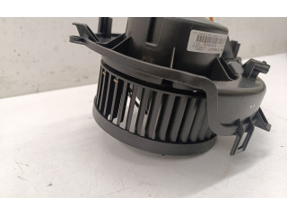 Вентилятор печки    5Q2819021B   Audi A3 S3 8V