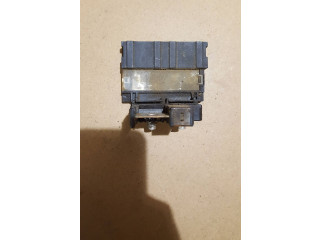 Блок предохранителей    Subaru Forester SJ    