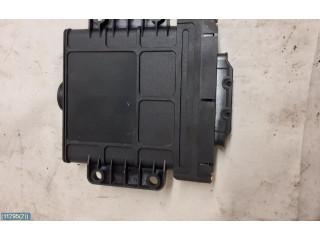 Блок управления коробкой передач    Volkswagen Transporter - Caravelle T5