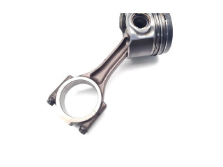 Поршень с шатуном BSY BSY Mitsubishi Outlander