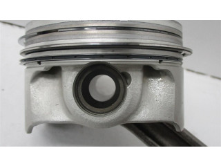 Píst Audi A8 S8 D5