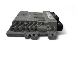 Блок управления двигателем Блок управления 31355792   Volvo V70