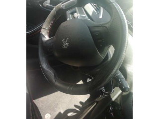 Руль Peugeot 2008 I 2013 - 2019 года 98084115zd, SINAIRBAG