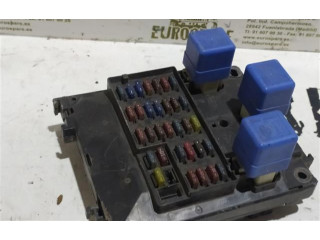 Pojistková skříňka Nissan Patrol 260 1989