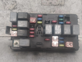 Блок предохранителей 96427973   Chevrolet Matiz    