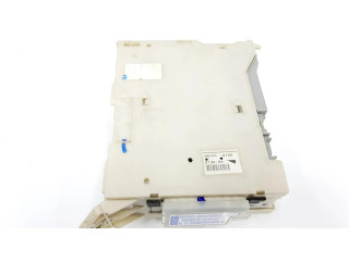   Pojistková skříňka 8273030A83, 8273030E23   Lexus GS 250 350 300H 450H 2006