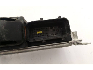 Блок управления двигателем Блок управления 39110-02421 Hyundai Getz