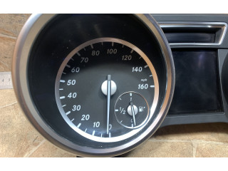 Панель приборов    Mercedes-Benz GL X166       