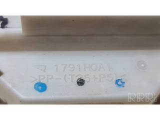 Блок предохранителей MN108319, 1791H0A1 Mitsubishi Colt