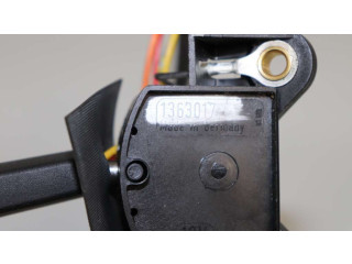 Ручка стеклоочистителей 1363017   Volvo 940