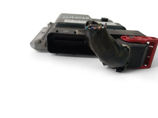 Блок управления двигателем ECU