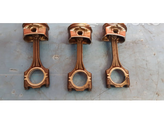 Píst Volkswagen Polo IV 9N3 BMD