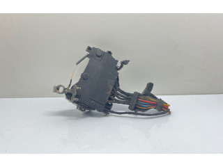 Блок предохранителей 30659192, 19228 Volvo V40