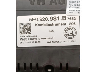 Панель приборов 5E0920981B, 263290812   Skoda Octavia Mk3 (5E)       