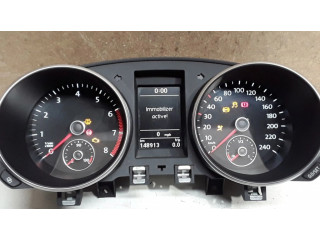 Панель приборов 5K0920870D Volkswagen Golf VI